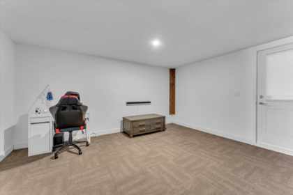 Hallway Photo of 32 18681 68 Avenue, Surrey, BC
