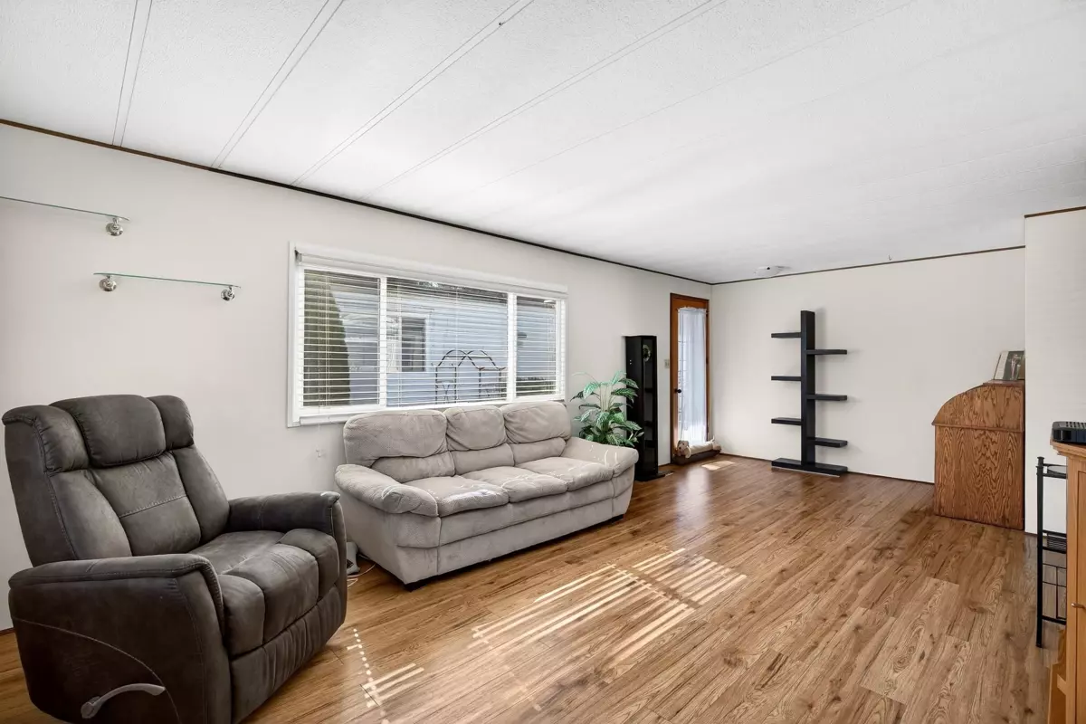 Living Room Photo of 47 3031 200 Street, Langley, BC