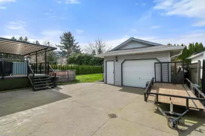 Outdoor Kitchen Photo of 5973 Glendale Drive, Chilliwack, BC