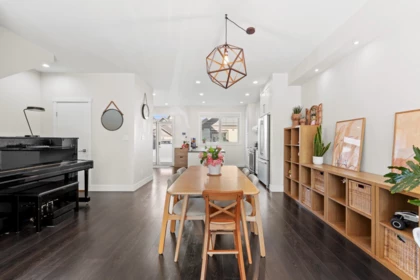 Breakfast Nook Photo of 16511 24a Avenue, Surrey, BC