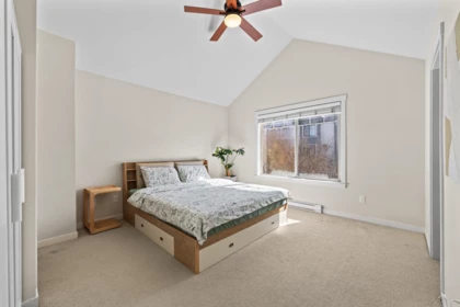 Office / Den Photo of 16511 24a Avenue, Surrey, BC
