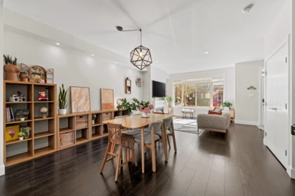 Primary Bedroom Photo of 16511 24a Avenue, Surrey, BC