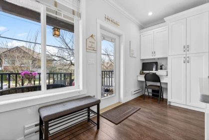 Kitchen Photo of 9 18818 71 Avenue, Surrey, BC