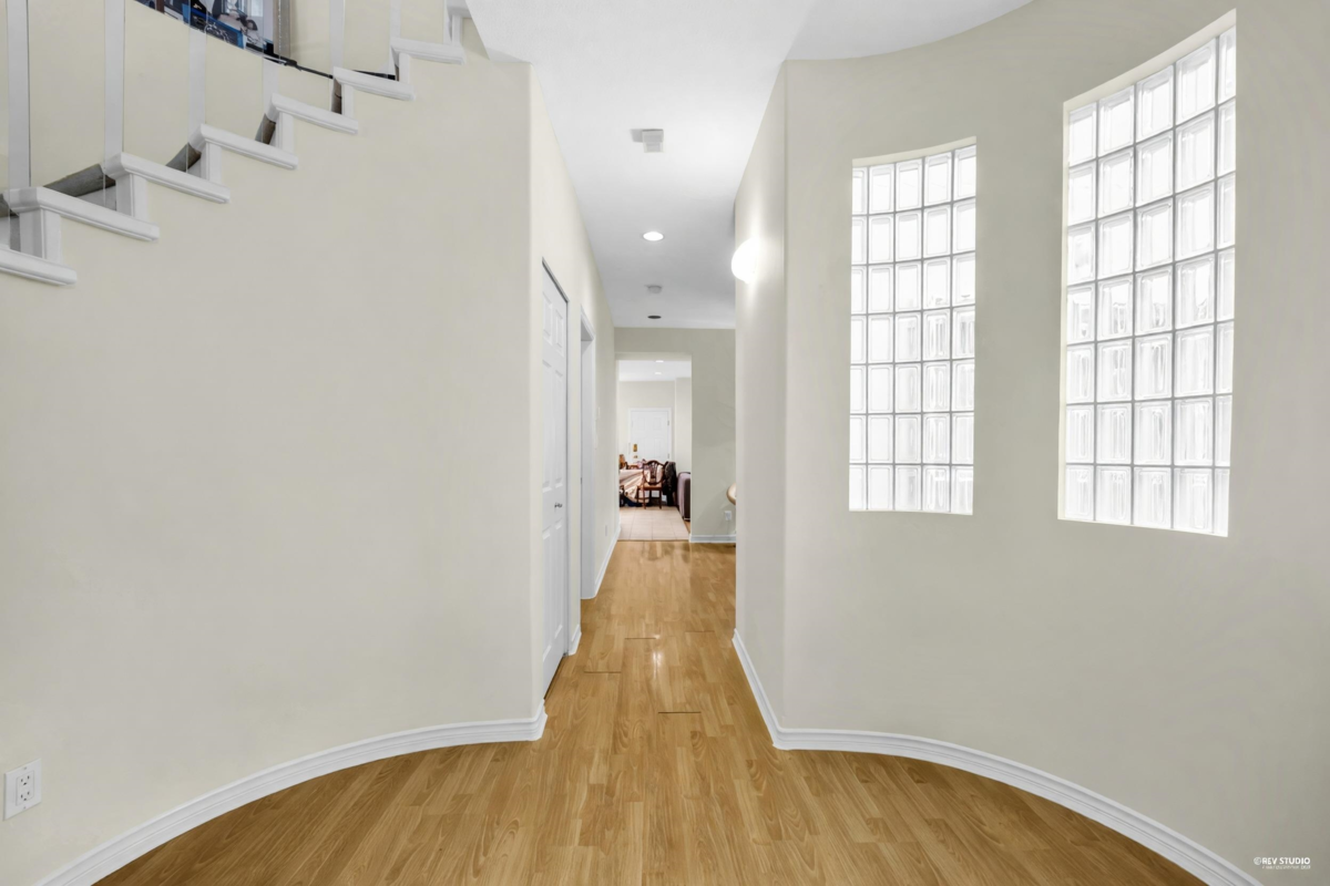 Dining Area Photo of 6780 Comstock Road, Richmond, BC