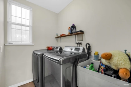 Basement Recreation Room Photo of 6780 Comstock Road, Richmond, BC
