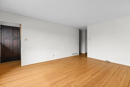 Basement Recreation Room Photo of 894 Invergarry Avenue, Burnaby, BC