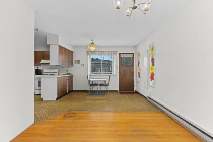 Mudroom Photo of 894 Invergarry Avenue, Burnaby, BC