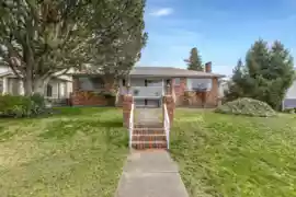 894 Invergarry Avenue, Burnaby, BC