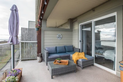 Staircase Photo of 308 1120 Tsatsu Shores Drive, Tsawwassen, BC