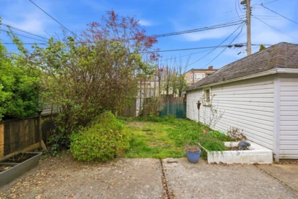 Backyard Photo of 2349 E Pender Street, Vancouver, BC
