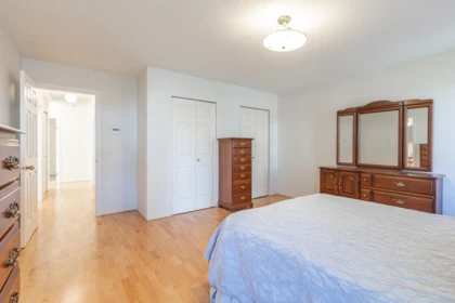 Basement Recreation Room Photo of 19091 61a Avenue, Surrey, BC
