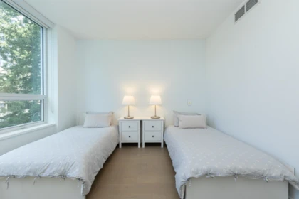 Bedroom 2 Photo of 402 15165 Thrift Avenue, Surrey, BC