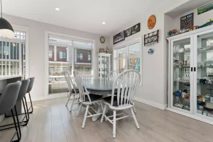 Breakfast Nook Photo of 191 46150 Thomas Road, Chilliwack, BC
