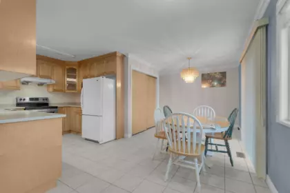 Basement Recreation Room Photo of 12987 62 Avenue, Surrey, BC