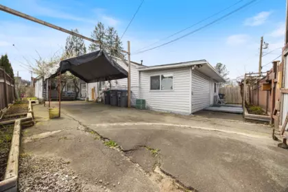 Swimming Pool Photo of 12710 113b Avenue, Surrey, BC