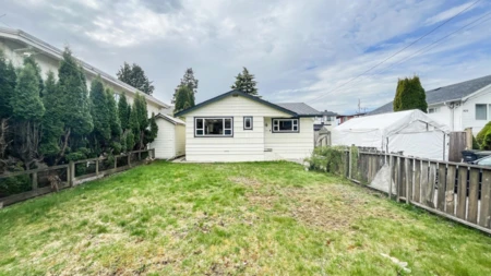 931 Sperling Avenue, Burnaby, BC, Burnaby — Single Family Residence for sale
