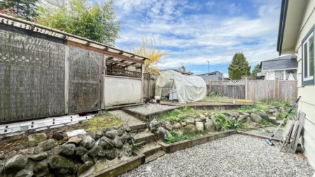 Outdoor Kitchen Photo of 931 Sperling Avenue, Burnaby, BC