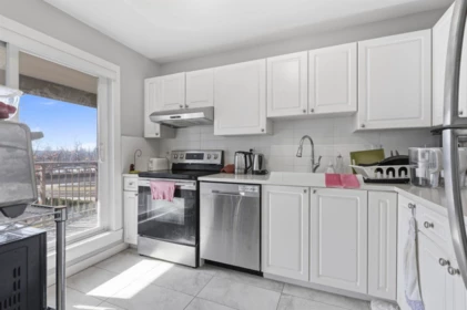 Kitchen Photo of 303 1310 Cariboo Street, New Westminster, BC