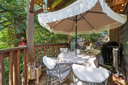 Outdoor Kitchen Photo of 6524 Wellington Avenue, West Vancouver, BC
