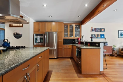 Primary Bedroom Photo of 6524 Wellington Avenue, West Vancouver, BC