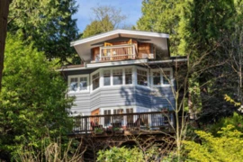 6524 Wellington Avenue, West Vancouver, BC