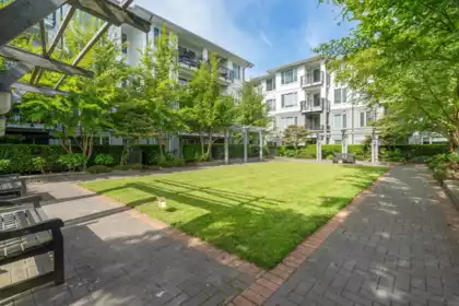 Loft / Bonus Room Photo of 237 9388 Mckim Way, Richmond, BC