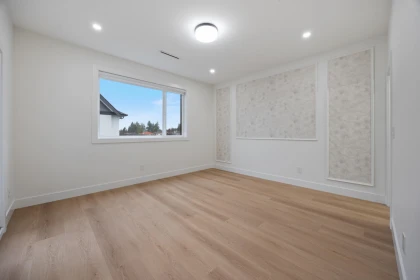 Powder Room Photo of 4 6639 Acacia Avenue, Burnaby, BC