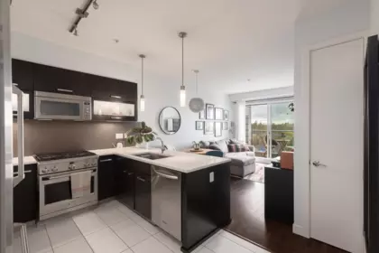 520 3333 Main Street, Vancouver, BC, Vancouver — Apartment/Condo for sale