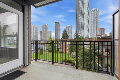 Basement Recreation Room Photo of 302 607 Cottonwood Avenue, Coquitlam, BC