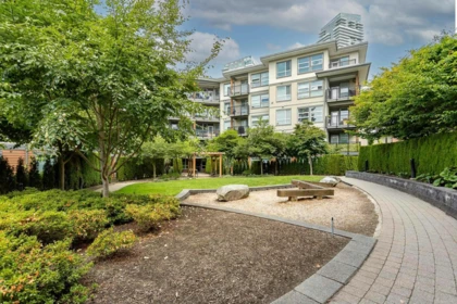 Garden / Landscaping Photo of 302 607 Cottonwood Avenue, Coquitlam, BC