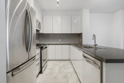 302 607 Cottonwood Avenue, Coquitlam, BC, Coquitlam — Apartment/Condo for sale