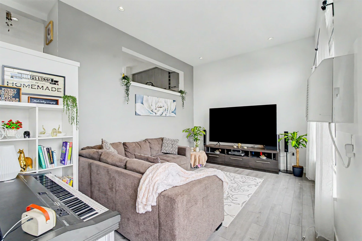 Dining Area Photo of 43 14057 60a Avenue, Surrey, BC