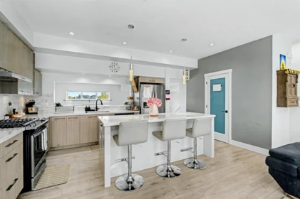 Kitchen Island Photo of 43 14057 60a Avenue, Surrey, BC