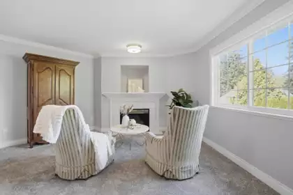 Basement Recreation Room Photo of 2367 138 Street, White Rock, BC