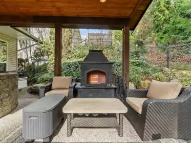 Outdoor Kitchen Photo of 23462 133 Avenue, Maple Ridge, BC