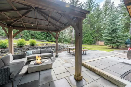 Breakfast Nook Photo of 6232 Oboe Place, Whistler, BC