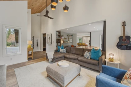 6232 Oboe Place, Whistler, BC, Whistler — Single Family Residence for sale