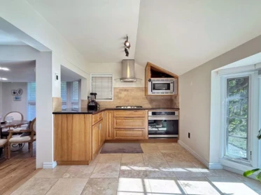 Kitchen Island Photo of 12239 Skillen Street, Maple Ridge, BC