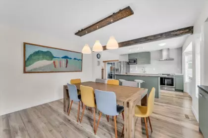 Breakfast Nook Photo of 10552 Woodglen Close, Surrey, BC