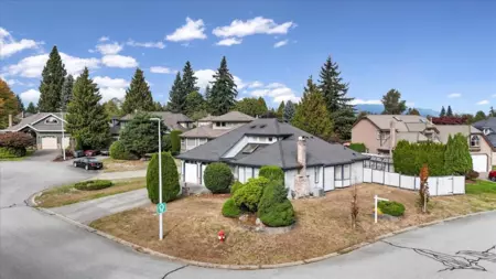 10552 Woodglen Close, Surrey, BC, Surrey — Single Family Residence for sale