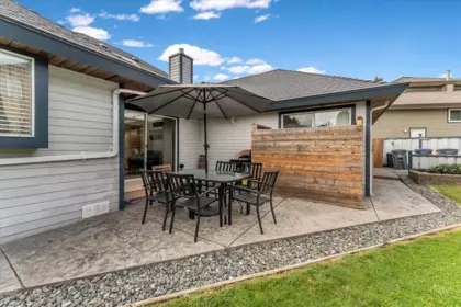 Outdoor Patio Photo of 10552 Woodglen Close, Surrey, BC