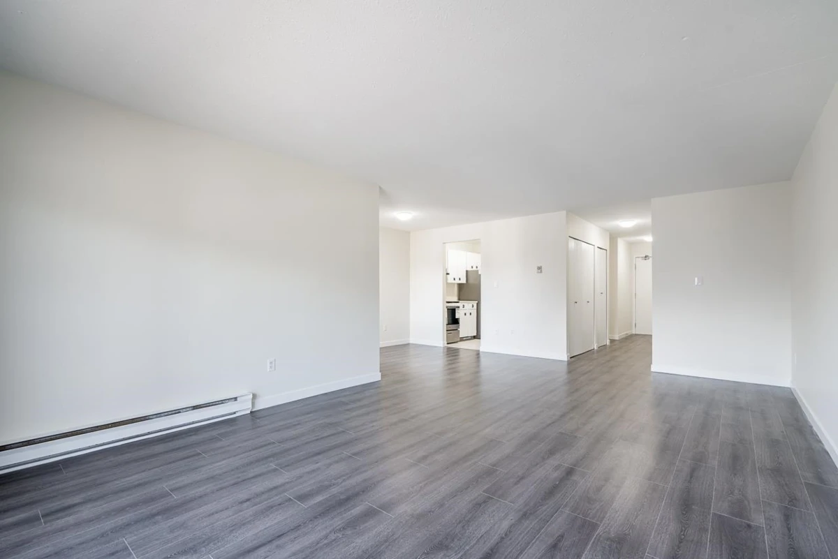Dining Area Photo of 304 33850 Fern Street, Abbotsford, BC