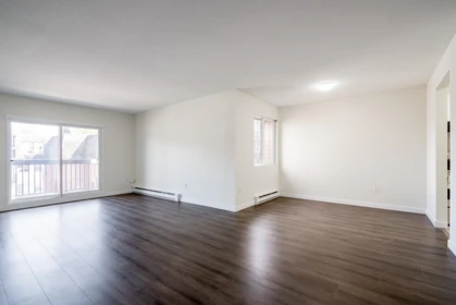 Breakfast Nook Photo of 304 33850 Fern Street, Abbotsford, BC