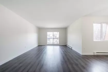 304 33850 Fern Street, Abbotsford, BC, Abbotsford — Apartment/Condo for sale