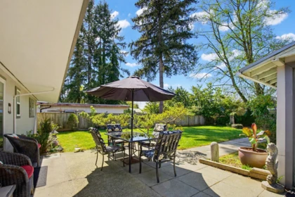 Entry Foyer Photo of 11895 230 Street, Maple Ridge, BC