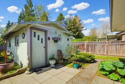 Hallway Photo of 11895 230 Street, Maple Ridge, BC