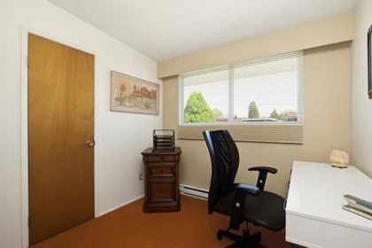 Powder Room Photo of 11895 230 Street, Maple Ridge, BC