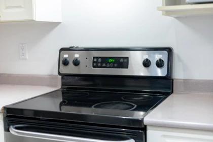 Kitchen Island Photo of 125 2109 Rowland Street, Port Coquitlam, BC