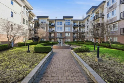 421 5430 201 Street, Langley, BC, Langley — Apartment/Condo for sale