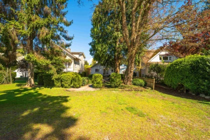 Backyard Photo of 2680 Mcbride Avenue, Surrey, BC